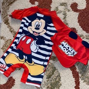 Mickey mouse swim set